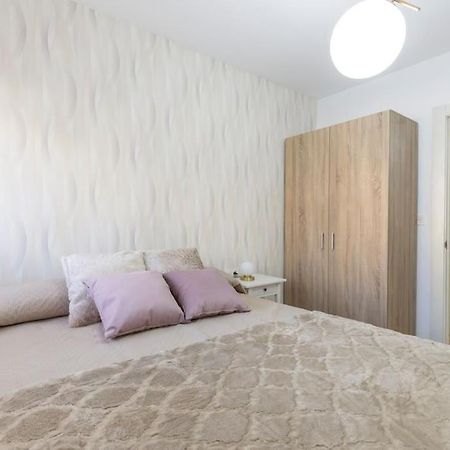 Ferienwohnung Neptuno Deluxe Granada Exterior foto